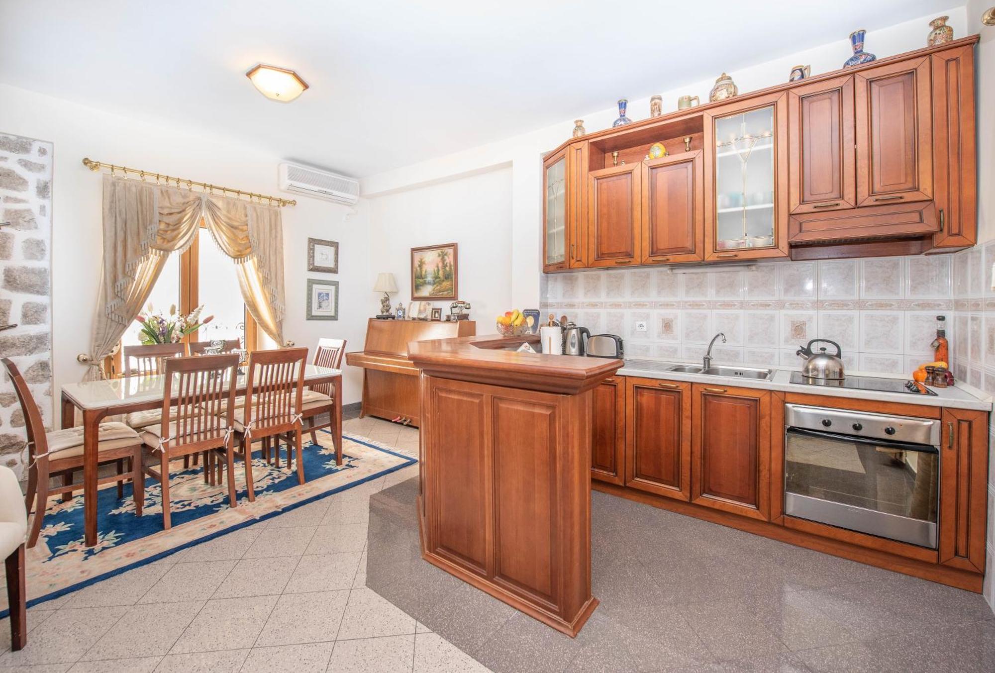 S&P City Center Apartments Cattaro Esterno foto