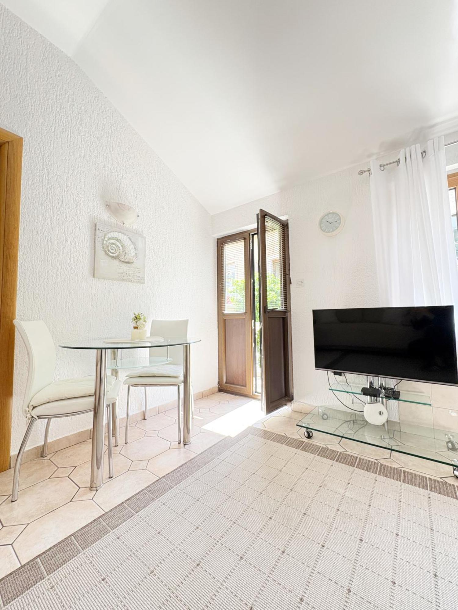 S&P City Center Apartments Cattaro Esterno foto
