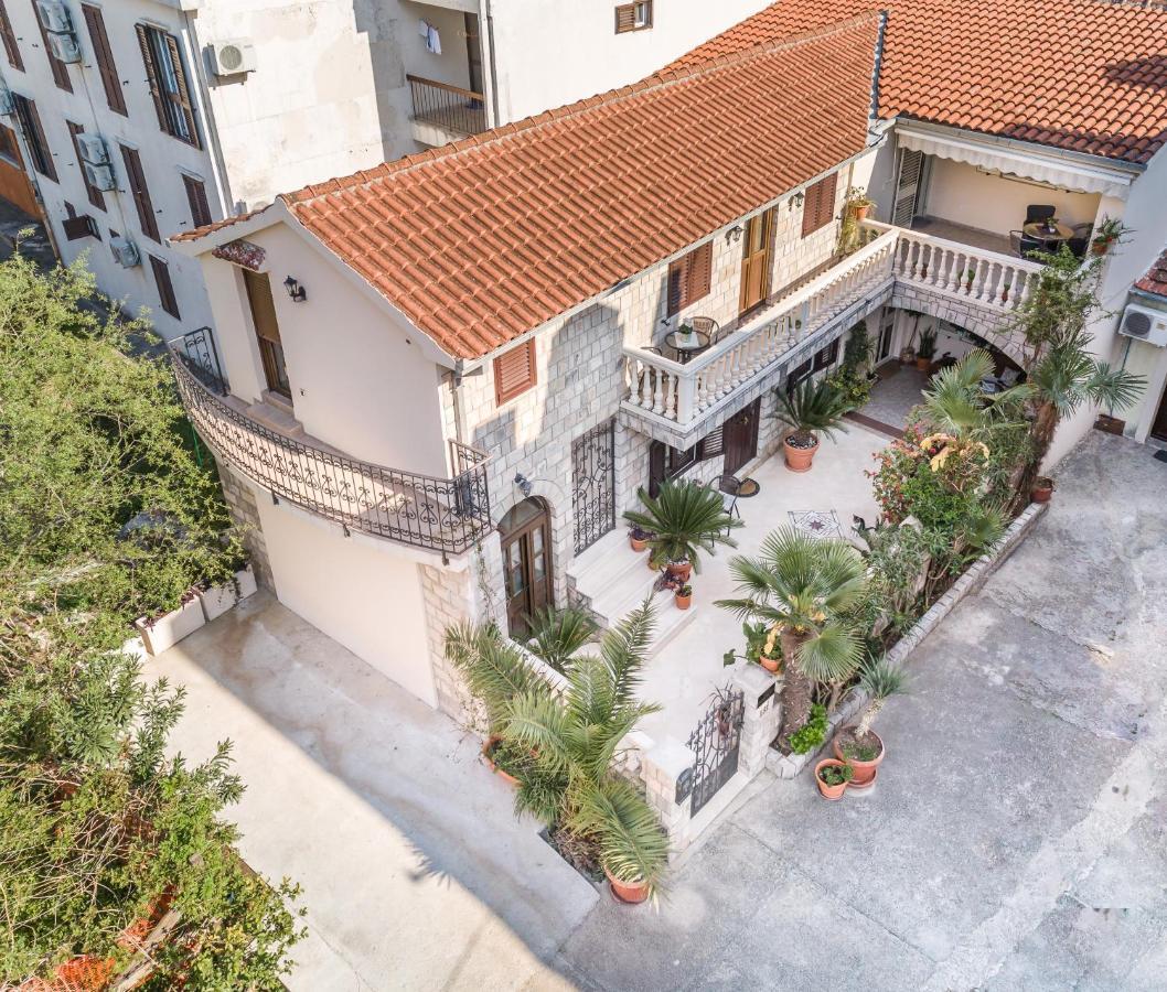 S&P City Center Apartments Cattaro Esterno foto